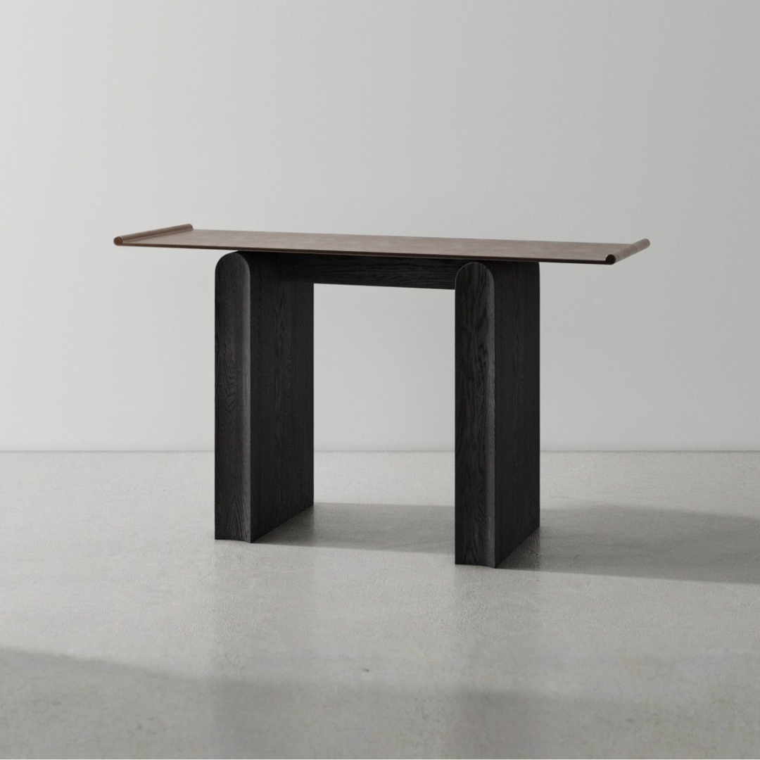 Tonkin Console by District Eight