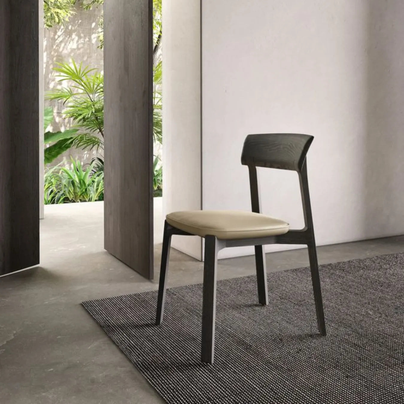 COLLETTE DINING CHAIR