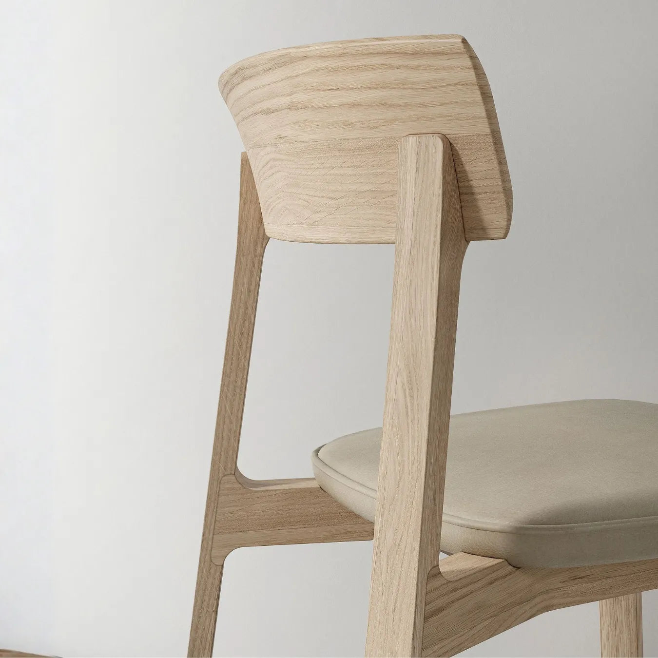 COLLETTE DINING CHAIR